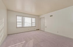 6124 E Harry St, Wichita, KS 67218