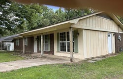 108 Homestead Ave, Crossett, AR 71635