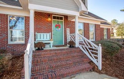 94 Clark Hill Dr, Eufaula, AL 36027