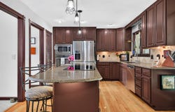 53 Lakehurst Lane, Murray, KY 42071