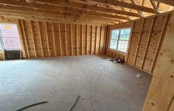 55 Paislynne Ct, Brandenburg, KY 40108