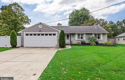 1118 COOPERSKILL Road, CHERRY HILL, NJ 08034