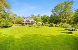 232 County Rd, Bourne, MA 02532