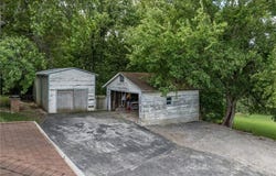 2716 Cook Road, St Joseph, MO 64505