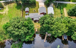 13492 Riverside Drive, Constantine, MI 49042