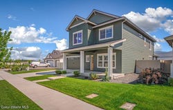 1656 W OKANOGAN Ave, Post Falls, ID 83854
