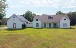 203 S Ross Hampton RD, Hackett, AR 72937