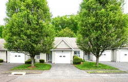176 Julia Court, Newtown, CT 06482