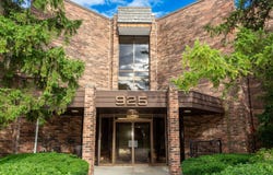 925 Spring Hill Drive, Northbrook, IL 60062