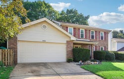 800 Eaglebrooke Drive, Ballwin, MO 63021
