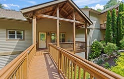 226 Sawgrass Dr. Unit 1, Whittier, NC 28789