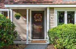 66 Pleasant St, Oxford, MA 01537