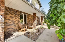 708 E Alder Ln, Sioux Falls, SD 57105