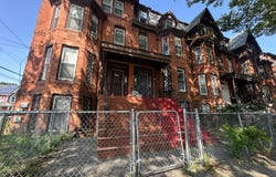 1282 Park Avenue, Bridgeport, CT 06604