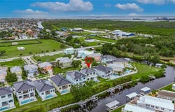 6528 SIMONE SHORES Circle, APOLLO BEACH, FL 33572