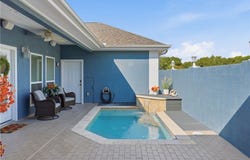 Rockport, TX 78382