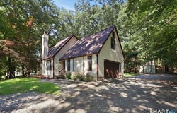 42 Puddin Lane, Mansfield, CT 06268