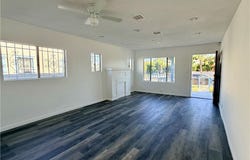 1223 W 69th, Los Angeles, CA 90044