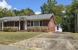 127 Poplar St, Roanoke Rapids, NC 27870
