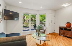 Evanston, IL 60203