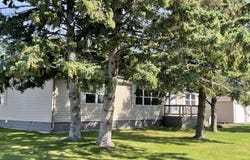 52 Burger Dr, Duluth, MN 55808
