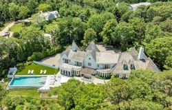 25 Oyster Way, Osterville, MA 02655