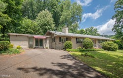 417 Meadow Drive, Bristol, VA 24201