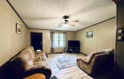 1819 Red Hill Road, Scottsville, KY 42164