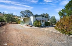 232 Lake Drive, Bodfish, CA 93205