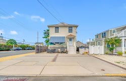 111 Princeton Avenue, Lavallette, NJ 08735