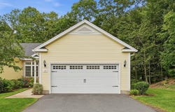 76 Beech Hill Rd, West Springfield, MA 01089