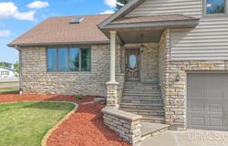 3016 S 5th Avenue, Escanaba, MI 49829