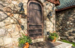 1818 N Dubuque St, IowaCity, IA 52245