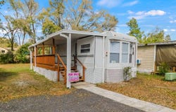 9553 Old Lakeland Highway, Dade City, FL 33525