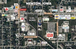 1315 1st Ave E, Newton, IA 50208