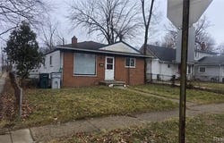 1040 E Bernhard Avenue, Hazel Park, MI 48030