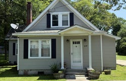 210 E Middle Street, Creswell, NC 27928