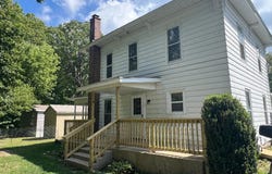 89 E Post Street, Newaygo, MI 49337