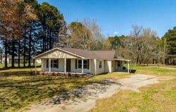 Lonoke, AR 72086