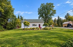 4942 Steurrys Rd, Marion, NY 14505