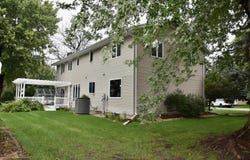 107 Circle Dr, Sibley, IA 51249