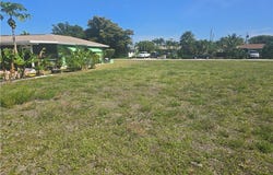 218 SE 47th Street, Cape Coral, FL 33904