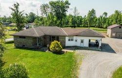 17881 Huntley Rd, Windsor, OH 44099
