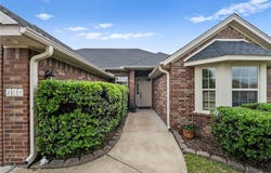 205 Callie Lane, Centerton, AR 72719