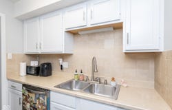 8519 Canterbury Square E, Indianapolis, IN 46260