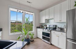 280 Seven Farms Drive, Charleston, SC 29492