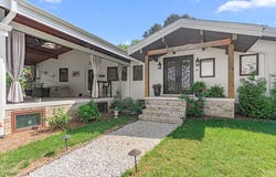 6078 HARMANTOWN RD, MACHIPONGO, VA 23405