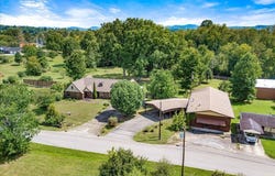 98 E Wyrick Street, Corbin, KY 40701