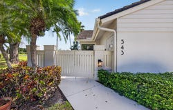 543 Prestwick Circle, Palm Beach Gardens, FL 33418