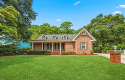 18 Sextant Pl., Pawleys Island, SC 29585